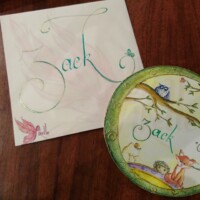 personnalisation d'une carte de naissance à la plume d'oie