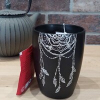 Tasse peinte à la main à la peinture porcelaine